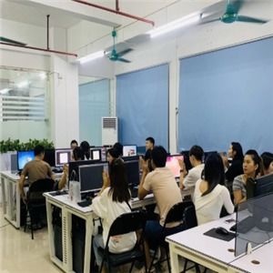 選擇惠炫電腦培訓中心加盟 開啟計算機培訓事業的黃金機遇